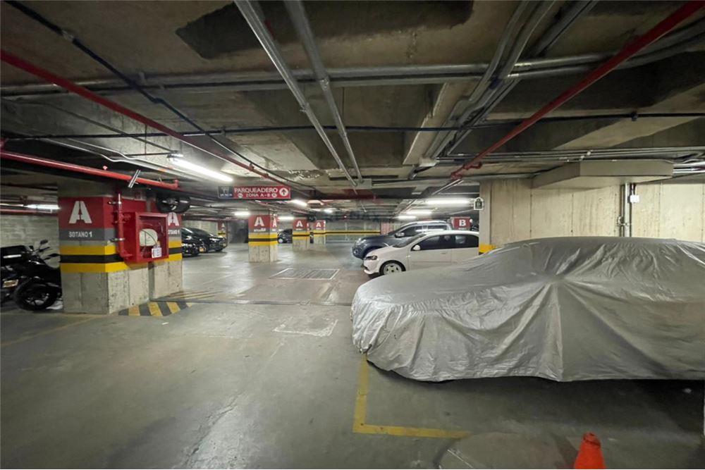 Commercial Property for Sale in San facon shopping center Distrito Capital 111411